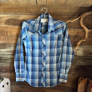 Woman’s Vintage Pearl-snap